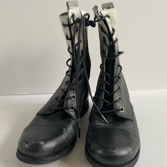 Diesel Black & gray Ombré Distressed size 6.5 EU 37 boots In amazing condition - Picture 6 of 8